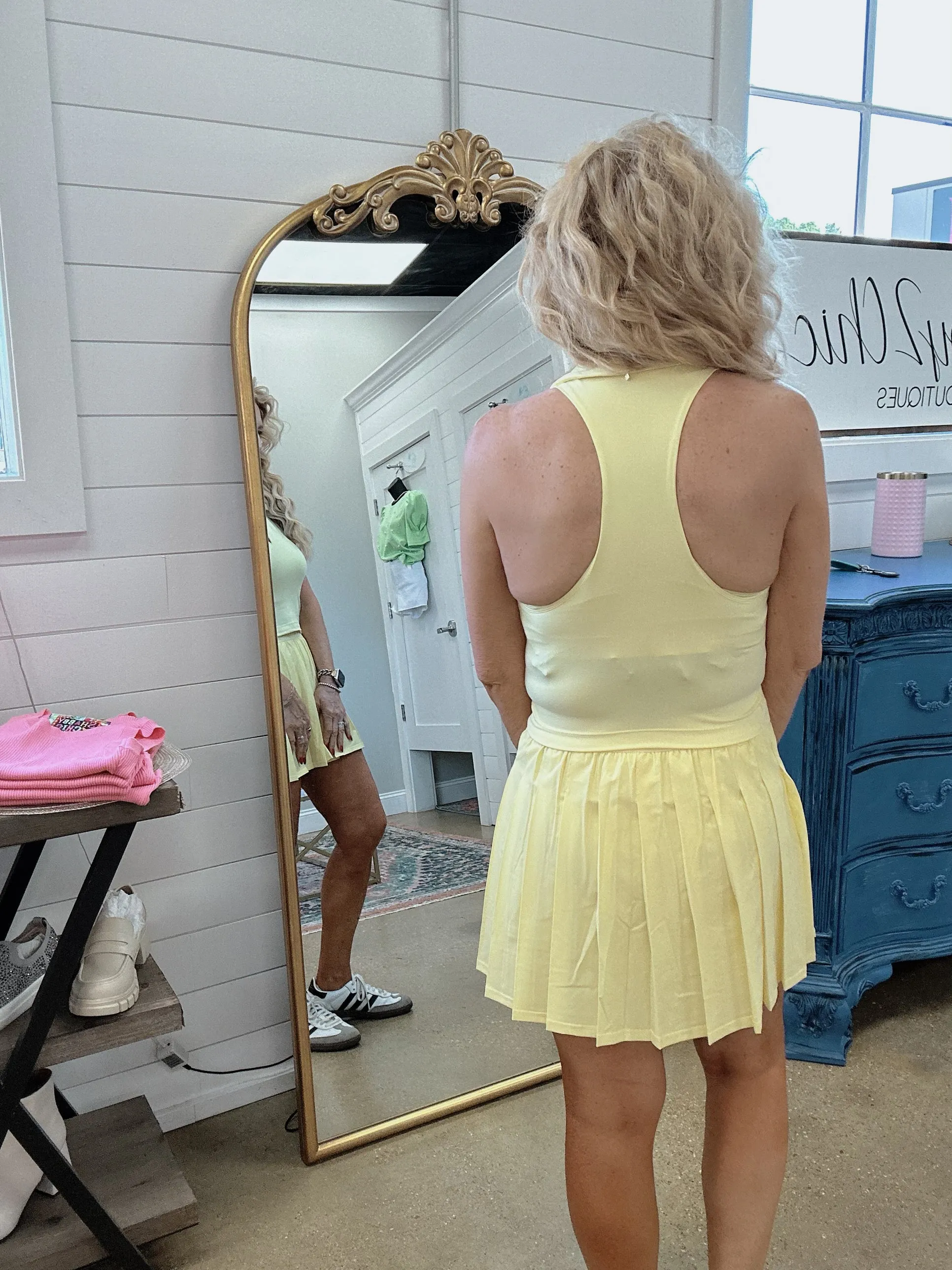 Athleisure Collared Sports Tank in Yellow